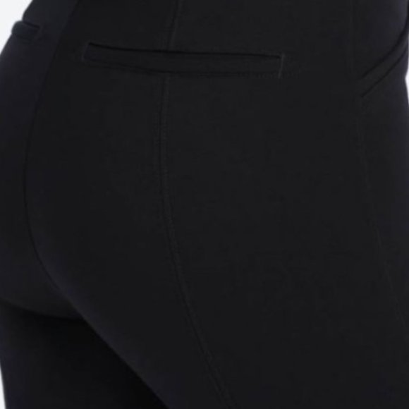 Spanx- The Perfect Pant, Hi-Rise Flare black ponte - Picture 3 of 3